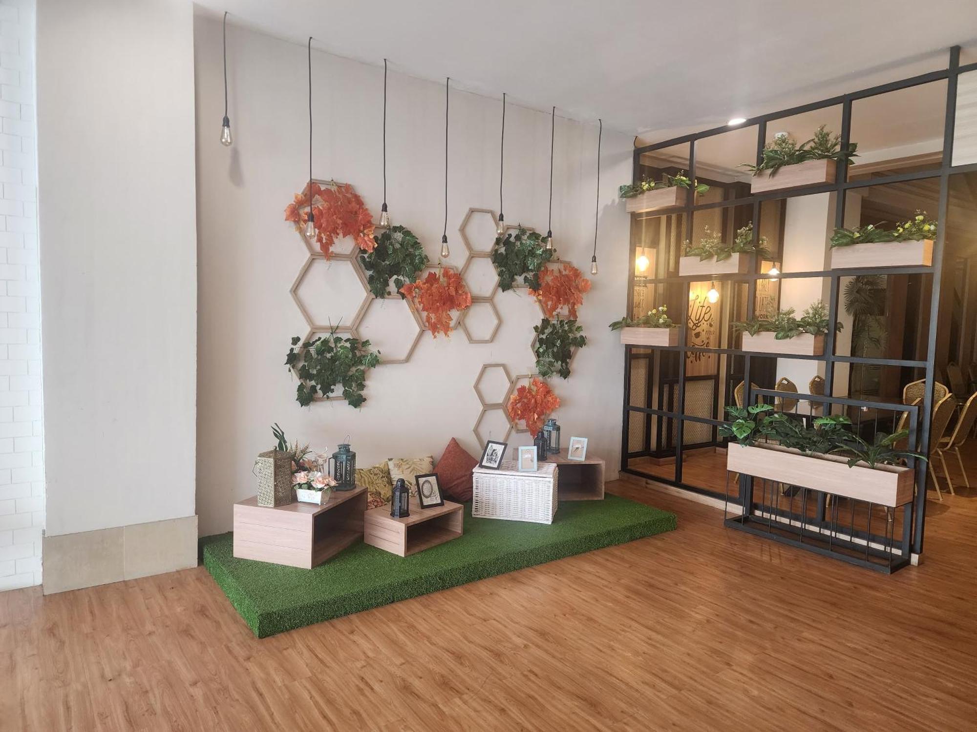 Nemuru Grand Serpong Panunggangah Bagian luar foto